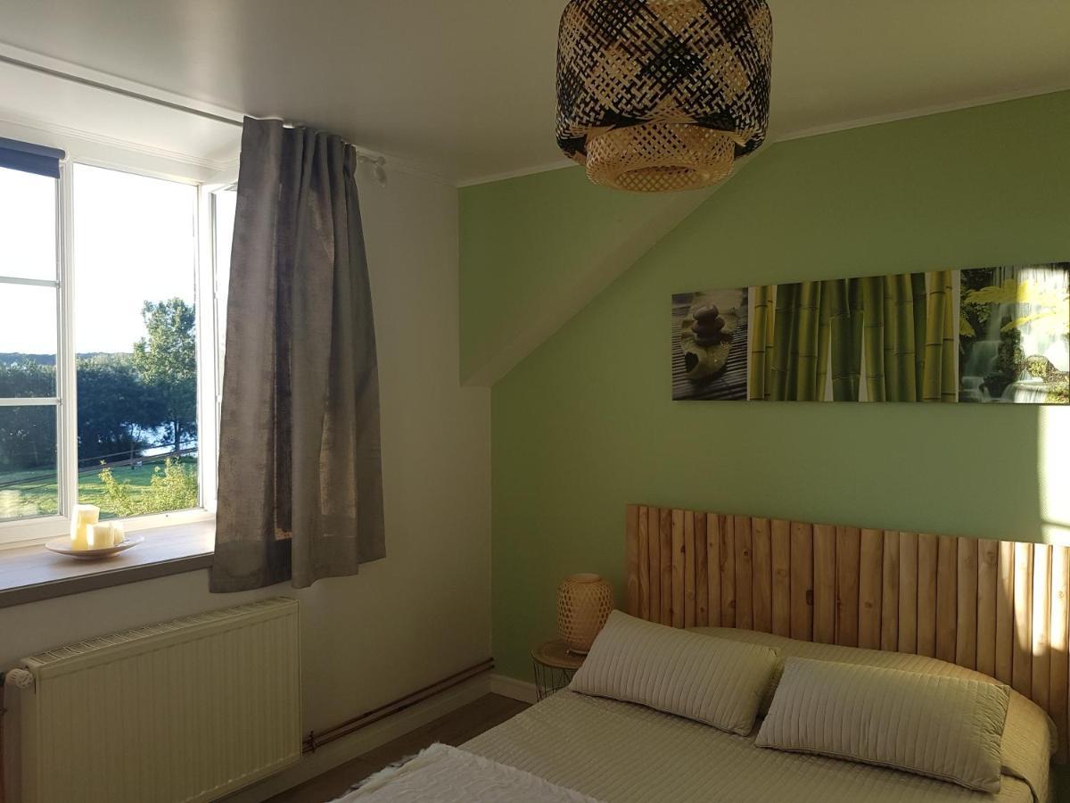 Lucriolla Hotel Oree-d'Anjou Екстериор снимка
